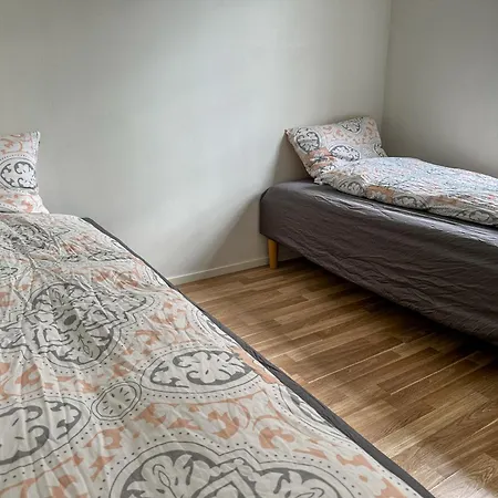 Lejlighed Sentral Og Moderne I *