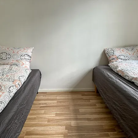 Sentral Og Moderne I *