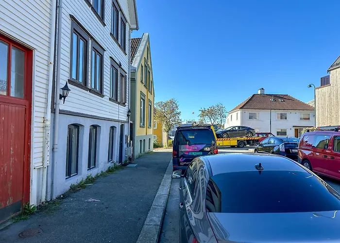 公寓 Sentral Og Moderne I *